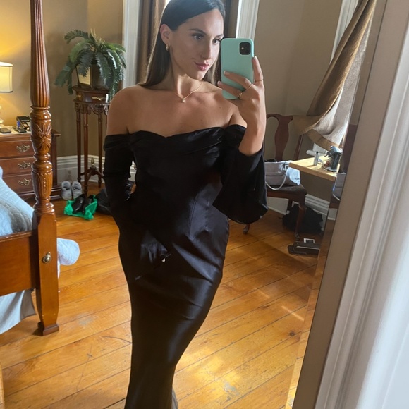 black full length meshki Giselle dress - size L - Picture 4 of 4